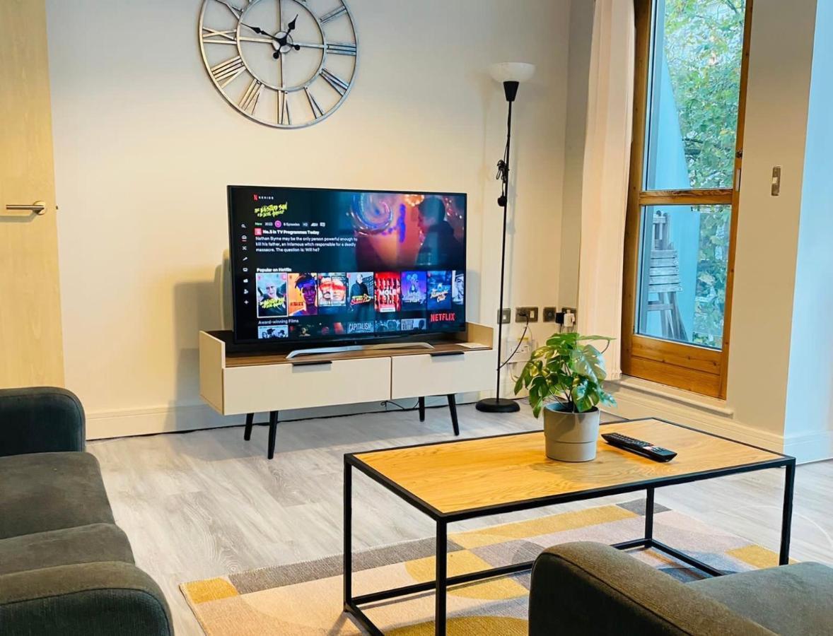 Stylish Two Bed In The Heart Of The City Birmingam Exterior foto